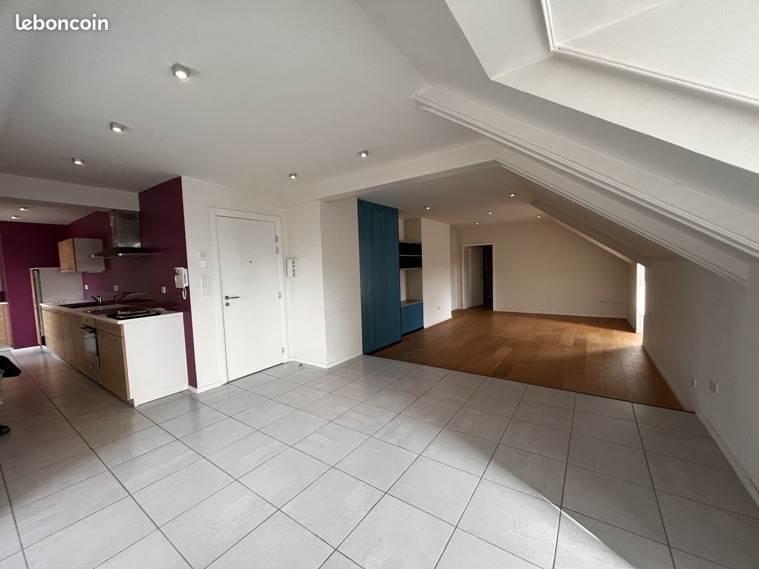 Appartement 4 pièces 102 m² · à Belfort · 102 m² · 844 €/mois
