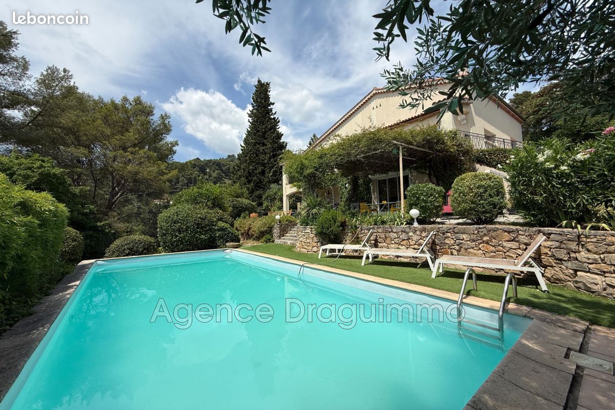 Maison 6 pièces 189 m² · à Draguignan · 189 m² · 477 000 €