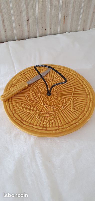 Plateau à fromage avec son couteau (image 1)