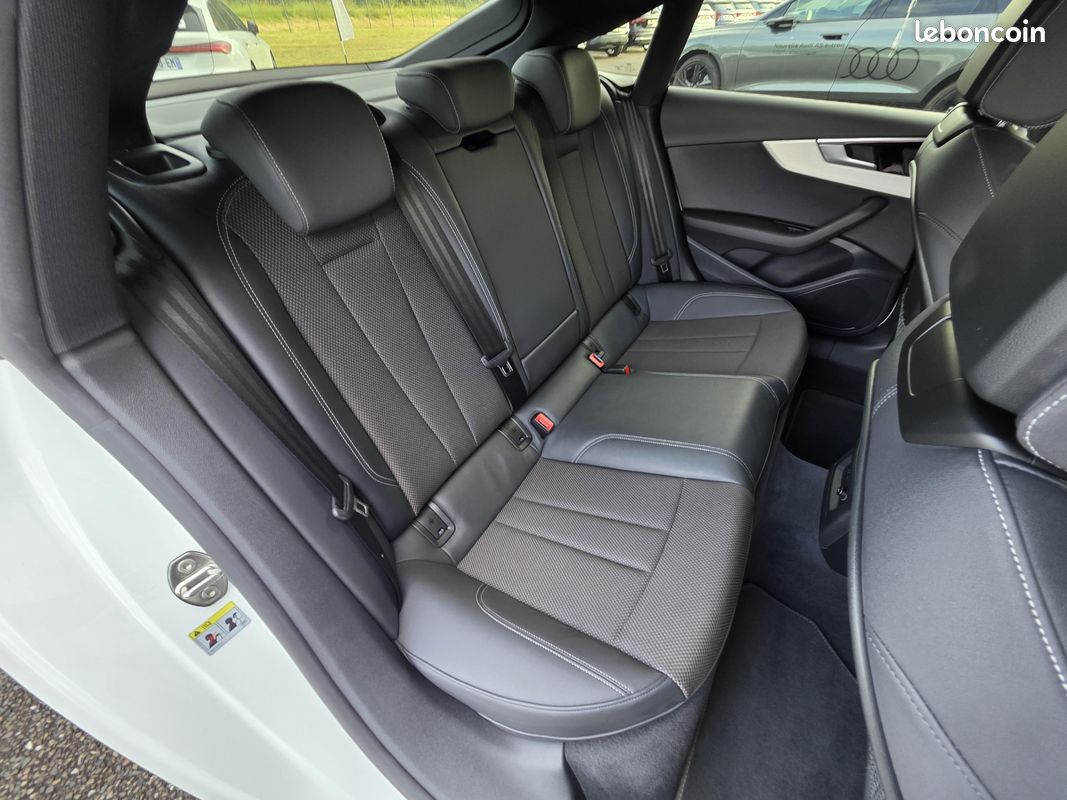 AUDI A5 Sportback 40 TDI 204 S tronic 7 Quattro S Line (image 25)