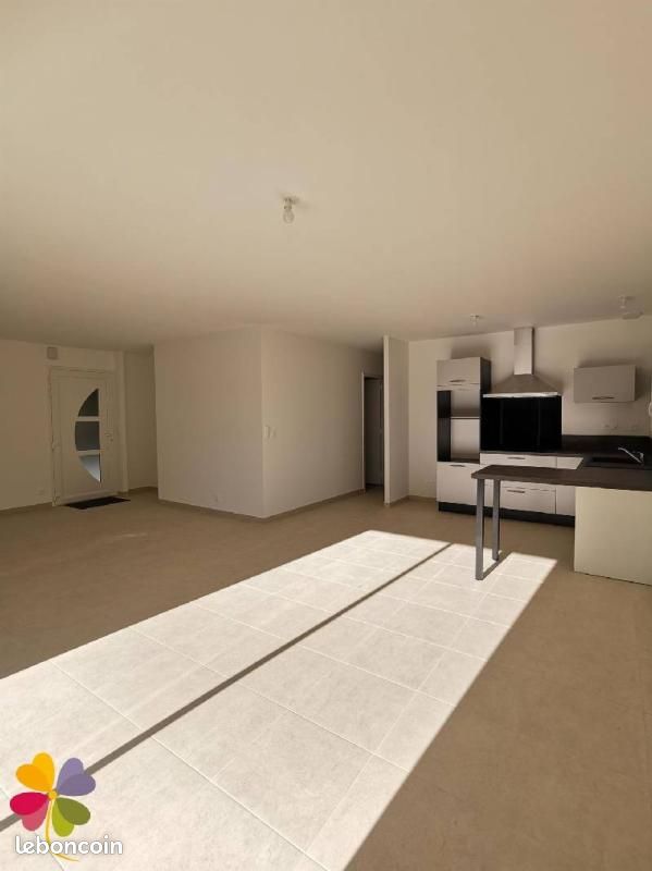 Maison 3 pièces 82 m² · au Mesnil-au-Val · 82 m² · 990 €/mois