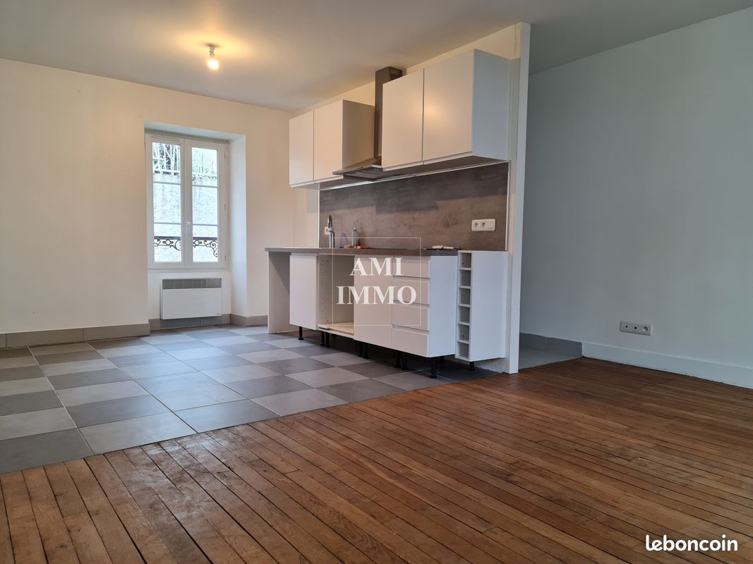 Appartement 2 pièces 48 m² · à Bièvres · 48 m² · 188 000 €