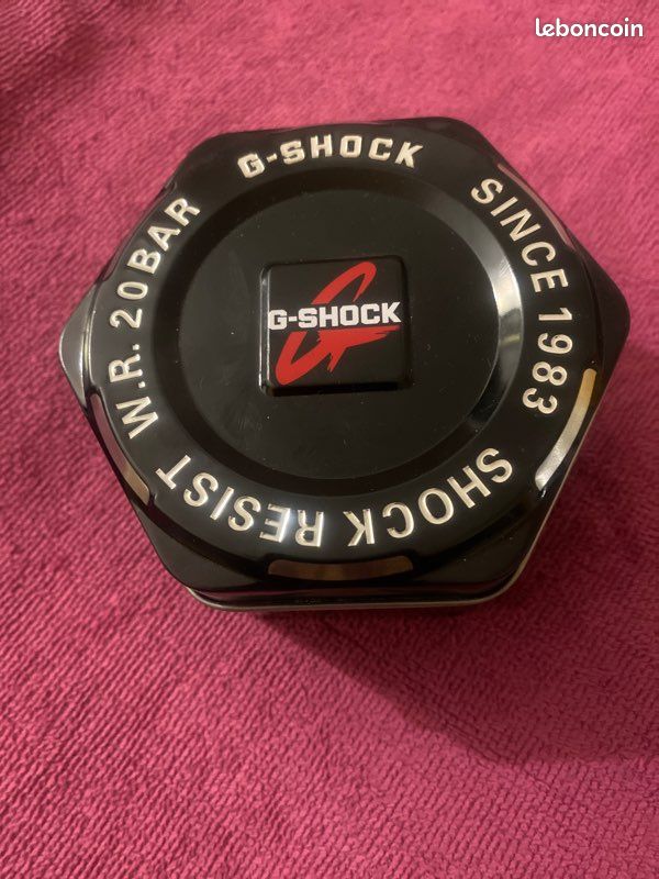 Bonjour je vend ma g-shock (image 2)