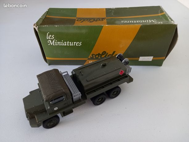 Camion citerne - Armée Française - Military Classic Auction Online Camion citerne - Armée Française - Military Classic Auction Online