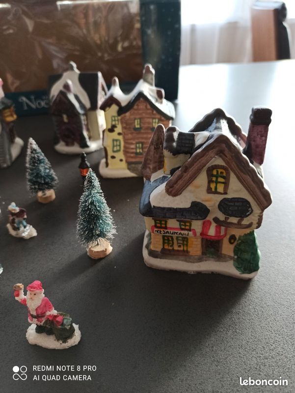 Maisons pour village de Noël en céramique | Maison Gustave