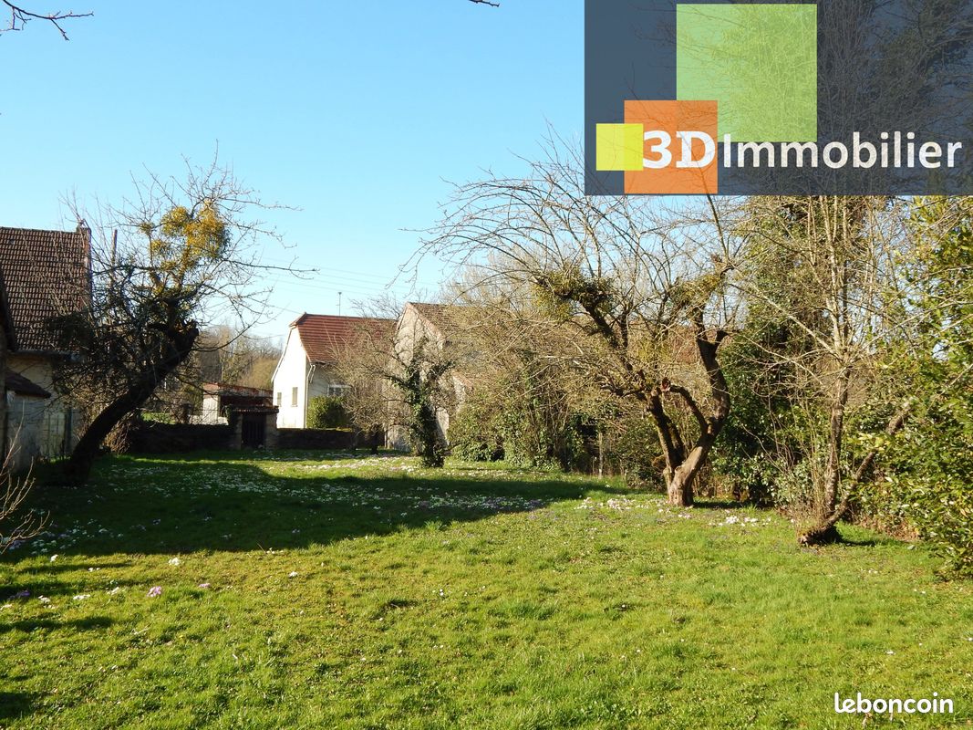 Maison 9 pièces 167 m² · à Bletterans · 167 m² · 165 000 €