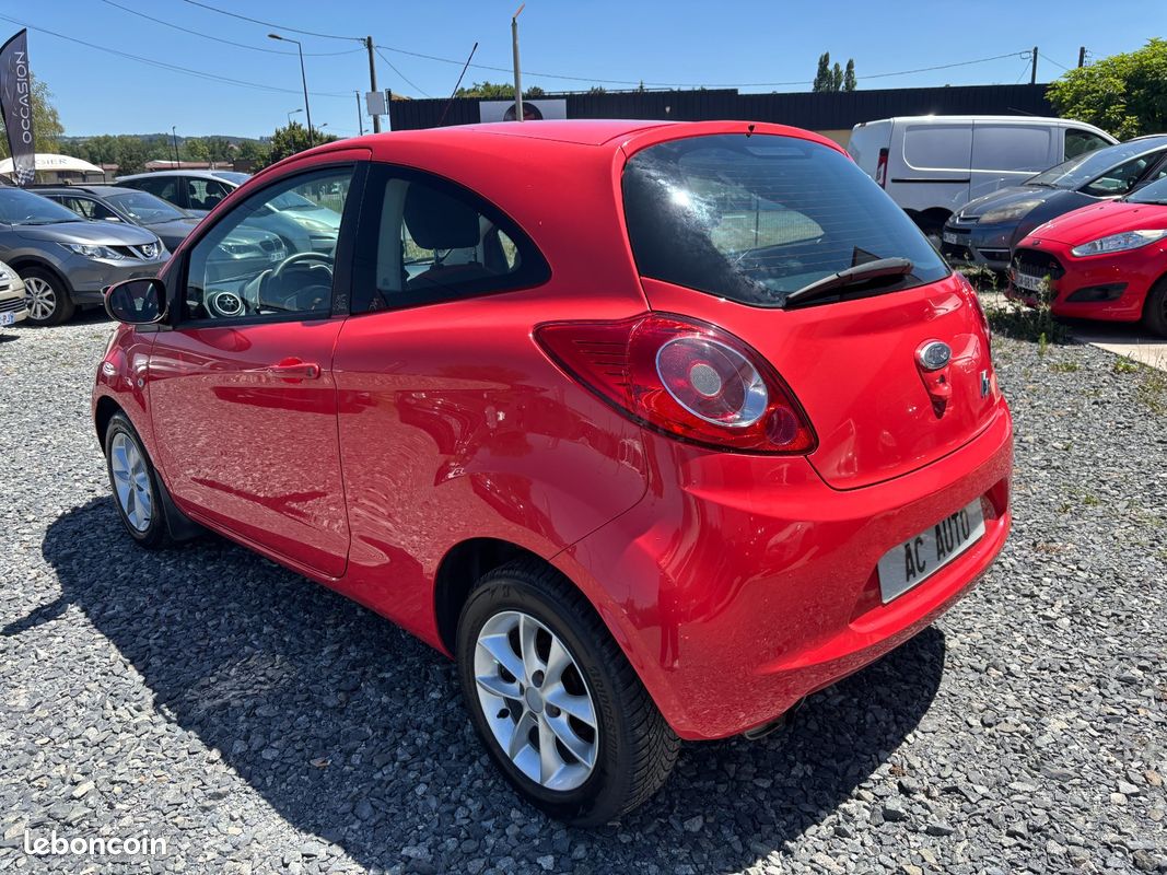 FORD KA 1.2 69 CH Titanium (image 2)