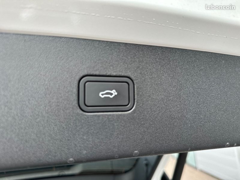 Volvo EX30 Single Extended Range 272ch Plus (image 17)