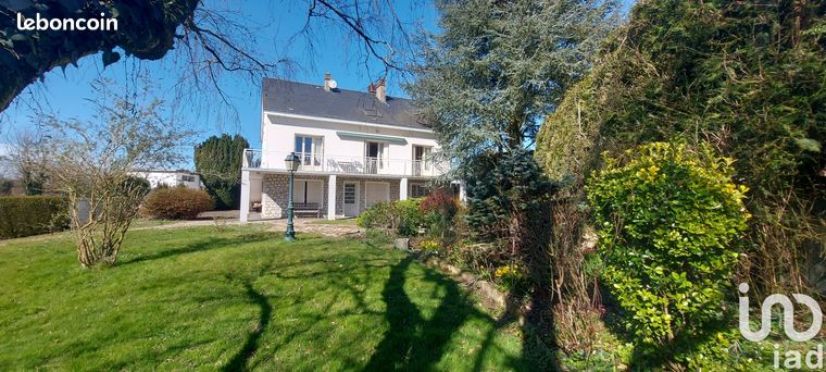 Maison 10 pièces 240 m²