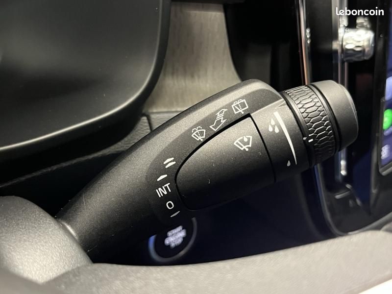 Volvo XC40 B3 163ch Lounge Edition DCT 7 (image 18)