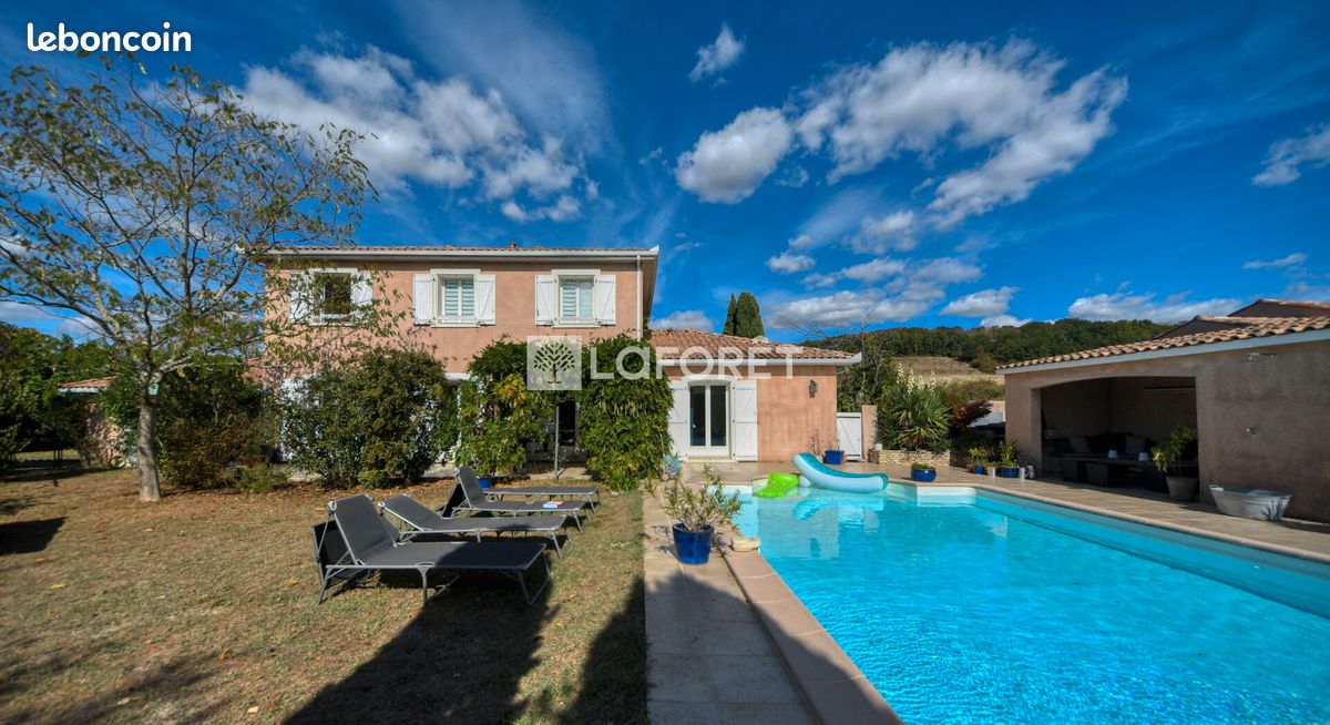 Maison 5 pièces 164 m² · à Lavaur · 164 m² · 385 000 €