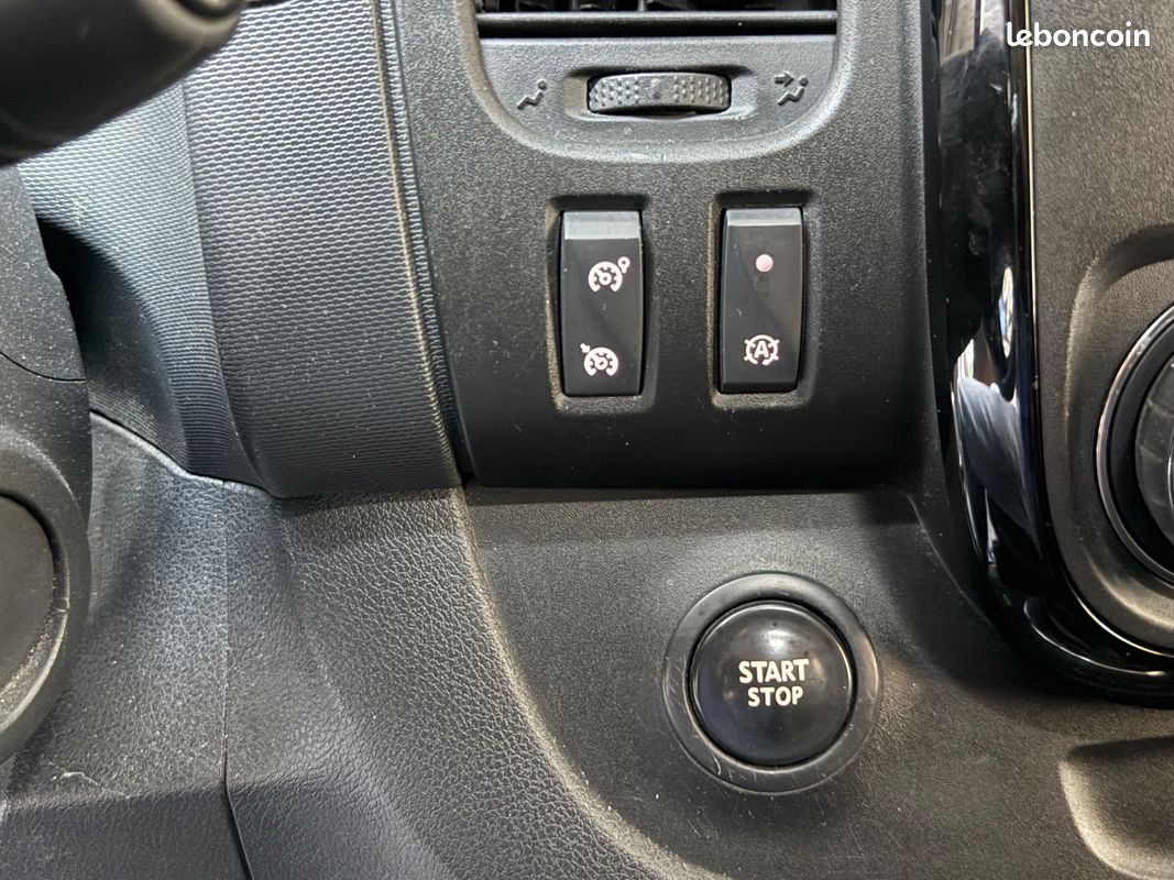 Opel vivaro vu fourgon 1.6 cdti bi-turbo 125 l1h1 ecoflex pack plus clim start-stop / gps / camera / mains-libre (image 30)