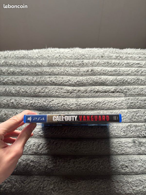 Jeu PS4 Call Of Duty Vanguard - Comme Neuf, Boîte Et Disque En Parfait état