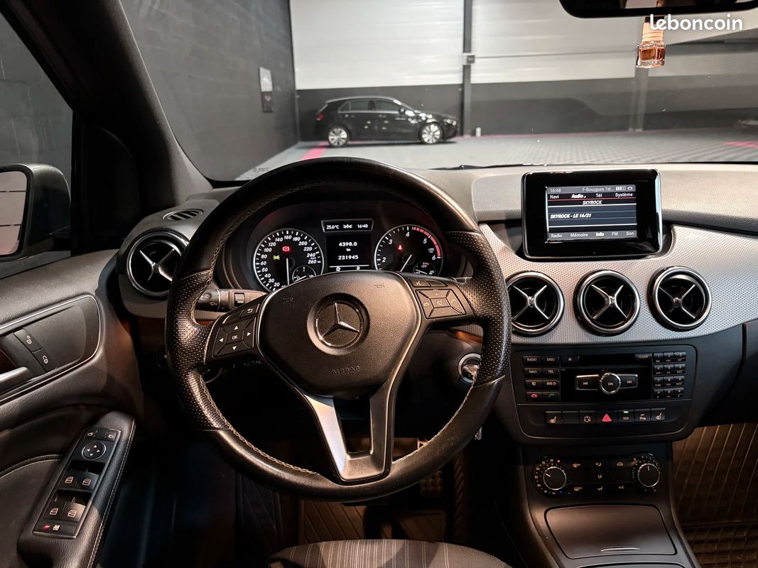 Mercedes-Benz CLASSE B B 180 CDI (246.200) (image 15)