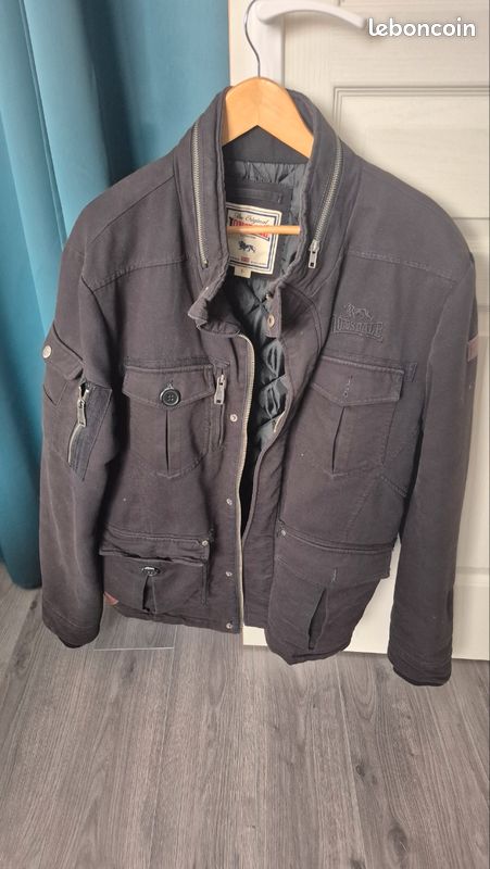 Manteau lonsdale état neuf taille L Vêtements