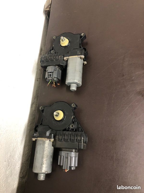Moteur lève vitre avant gauche Ford mondeo mk3 2002 (image 1)