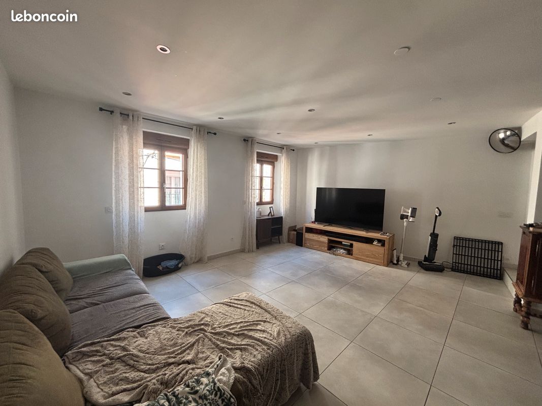 Maison 4 pièces 88 m² · à Perpignan · 88 m² · 900 €/mois