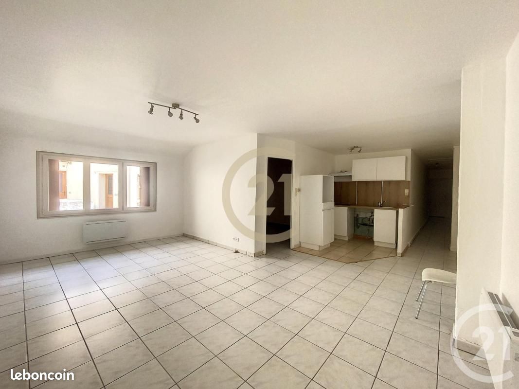 Appartement 2 pièces 56 m² · à Sens · 56 m² · 560 €/mois