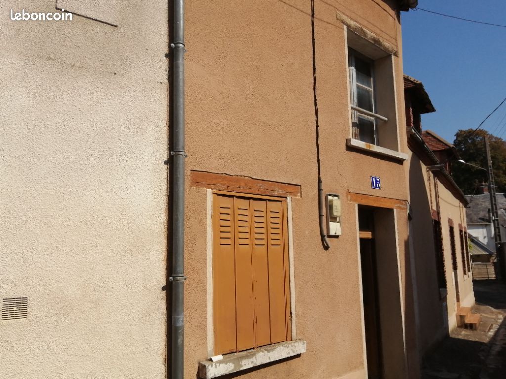 Maison 3 pièces 65 m² · à Châtillon-Coligny · 65 m² · 15 000 €