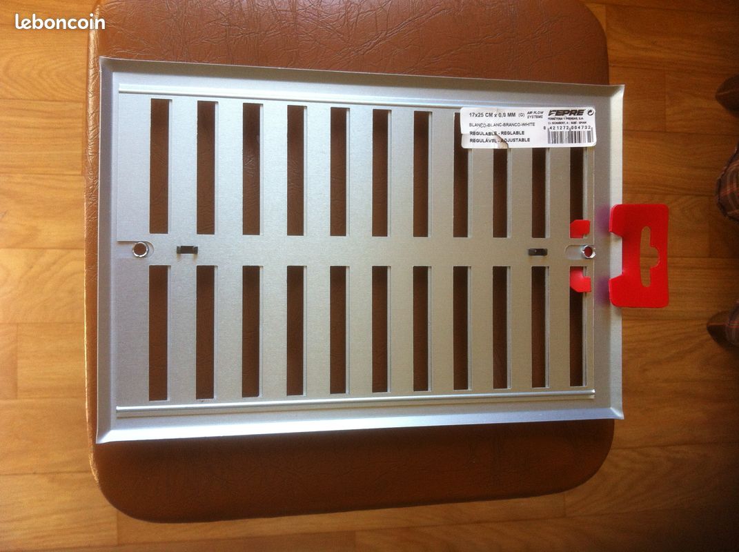 Grille de ventilation ou d'aération réglable neuve (image 2)