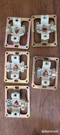 Prise Antenne TV LEGRAND CHAMBORD – Occasion – Bon état