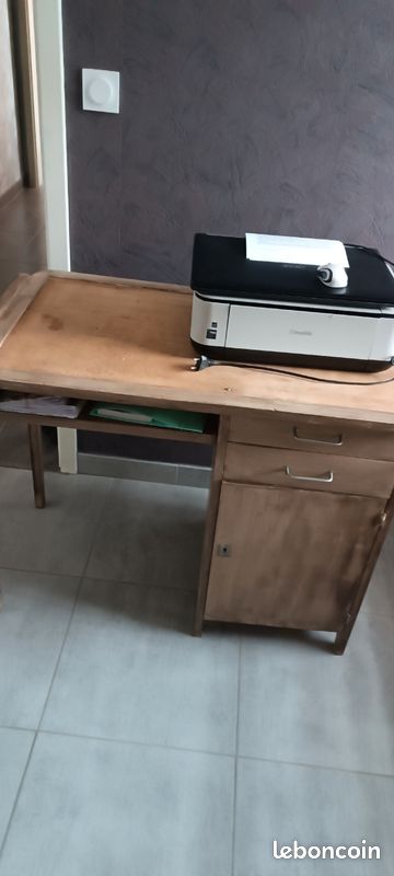 Bureau ancien relooké (image 1)