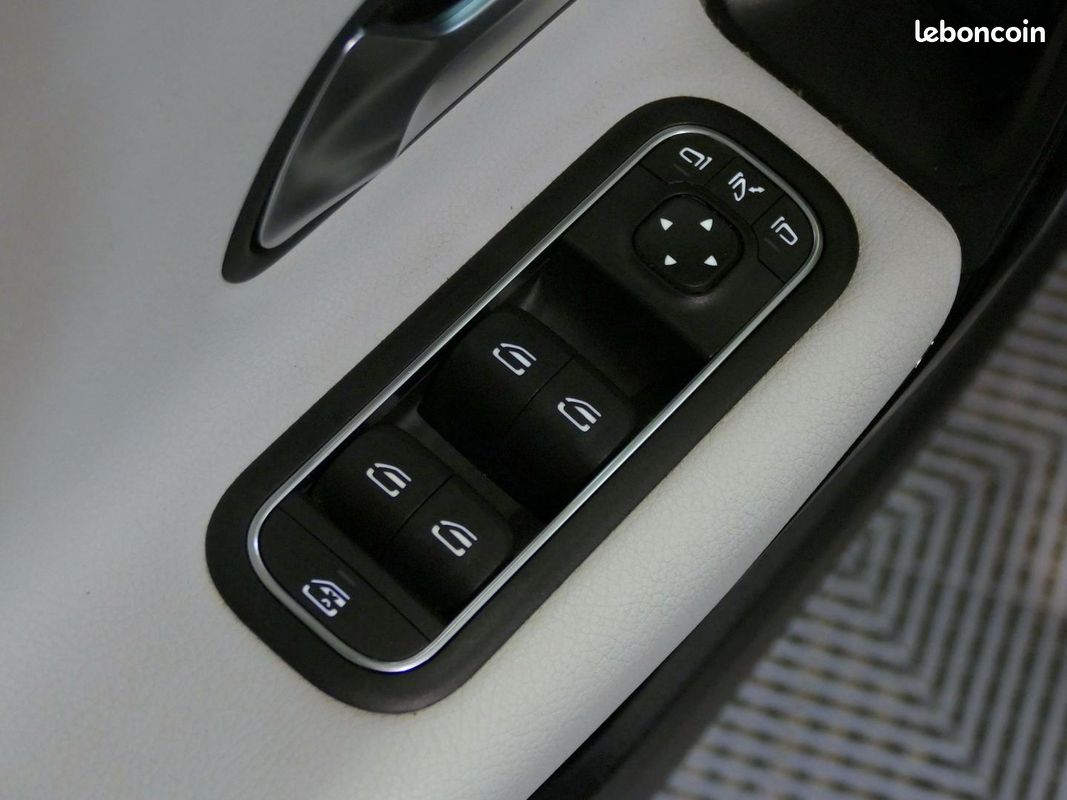 Mercedes-benz Classe A 200 163ch Business Line 7G-DCT (image 12)