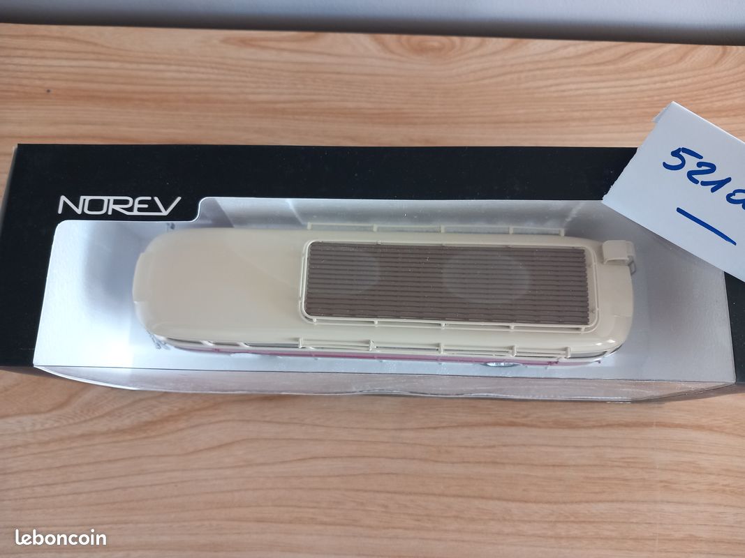 Modèle Réduit Bus Saviem SC 1 Gare SNCF NOREV 1/43 - Avec Boîte, Occasion, Multicolore