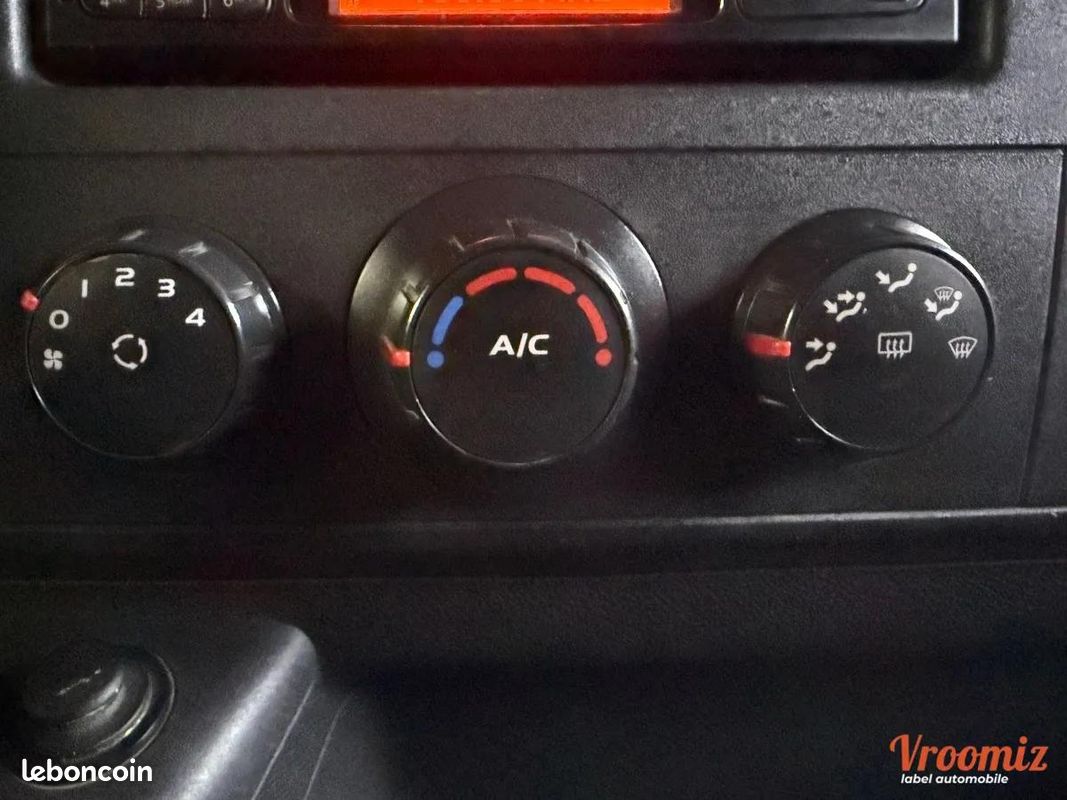 Renault Master Vu FOURGON 2.3 DCI 110 35 L2H2 GRAND-CONFORT I 7 PLACES - PRIX TTC (image 21)