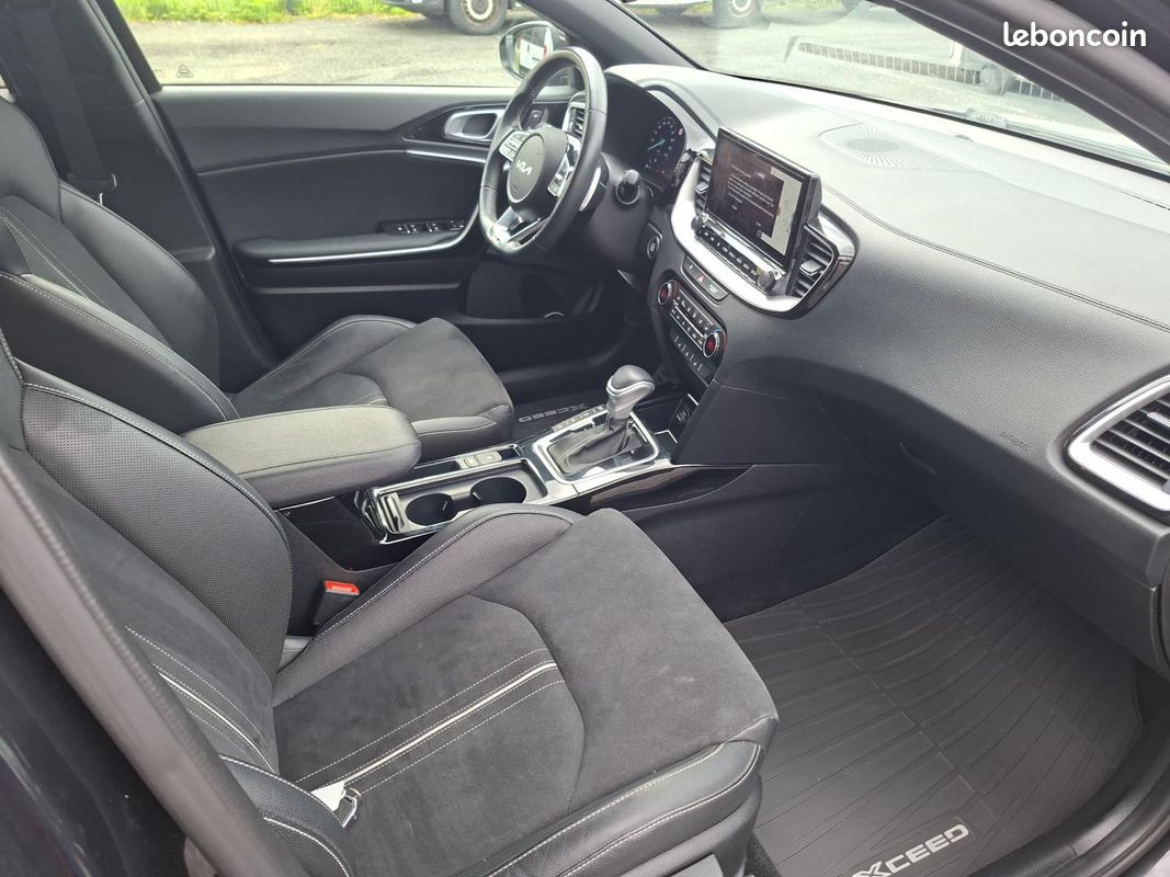 KIA CEED 1.6 CRDi 136 ch MHEV DCT7 GT Line Premium (image 16)