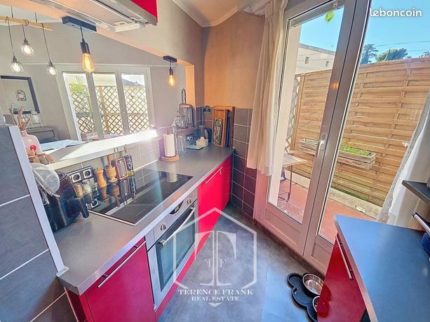 Appartement 4 pièces 77 m² — 11