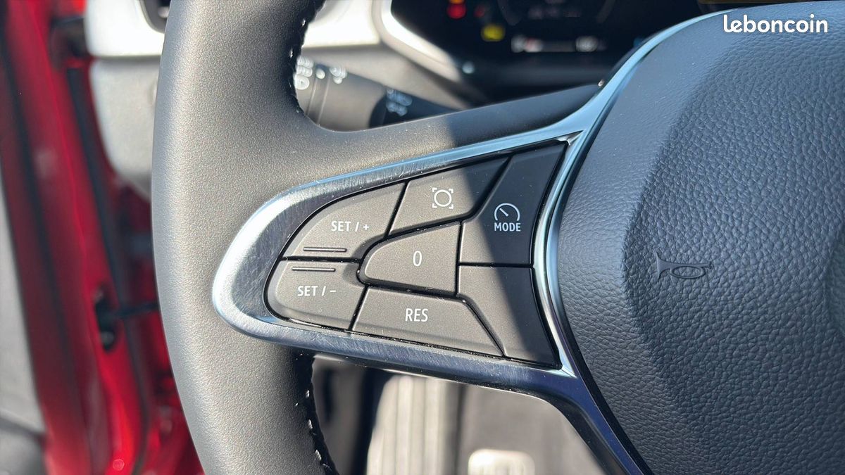 Renault captur e tech full hybrid 145 ch techno (image 30)