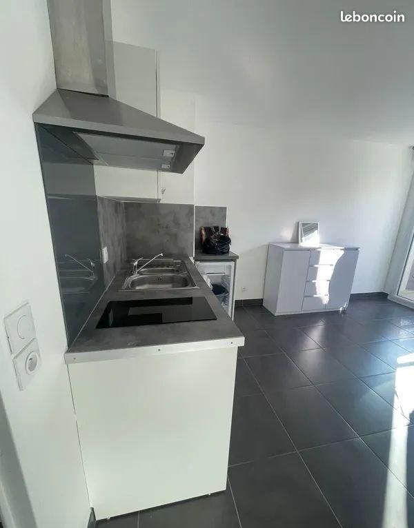 Appartement 1 pièce 25 m² · à Nice · 25 m² · 730 €