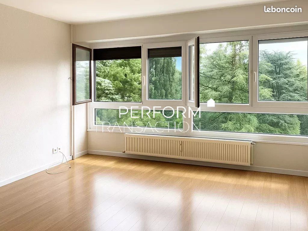 Appartement 3 pièces 64 m² · à Grenoble · 64 m² · 106 600 €