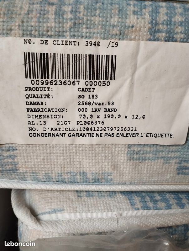 Lot Matelas enfant (image 1)