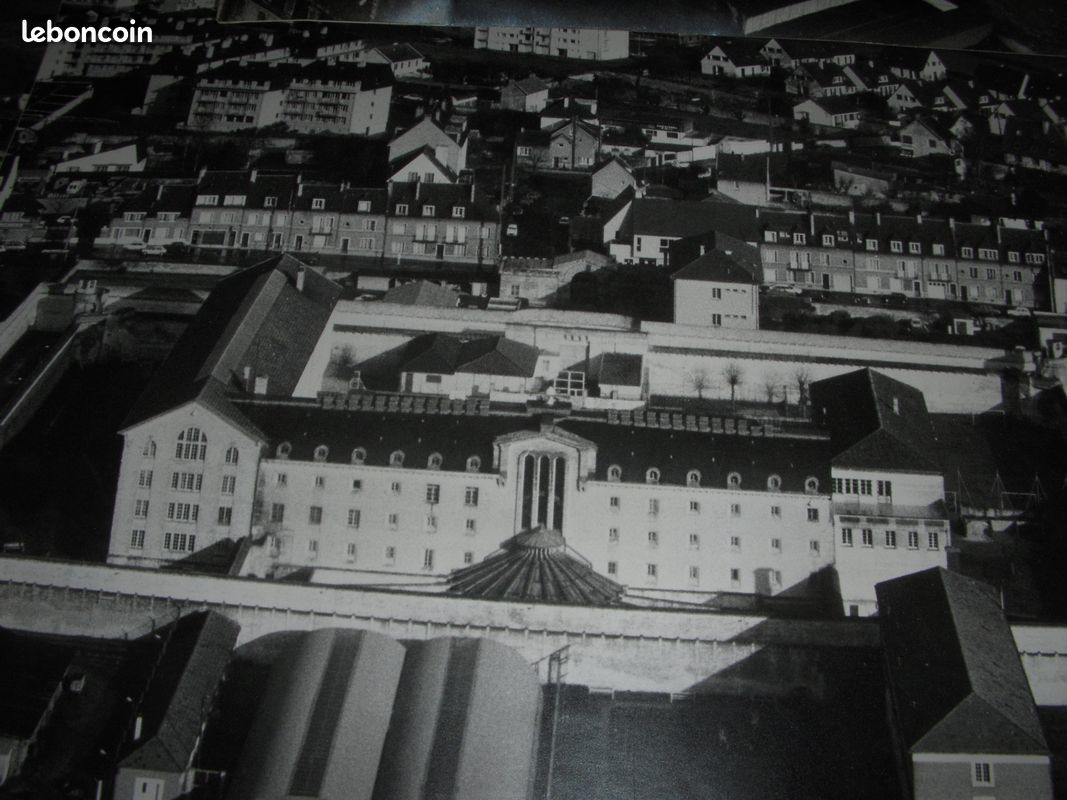 Vues aerienne du centre de detention 1960 (image 2)