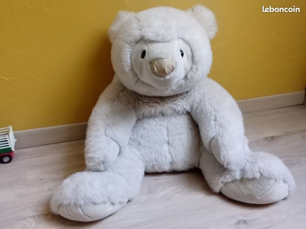 Peluche géante Ours polaire (image 1)