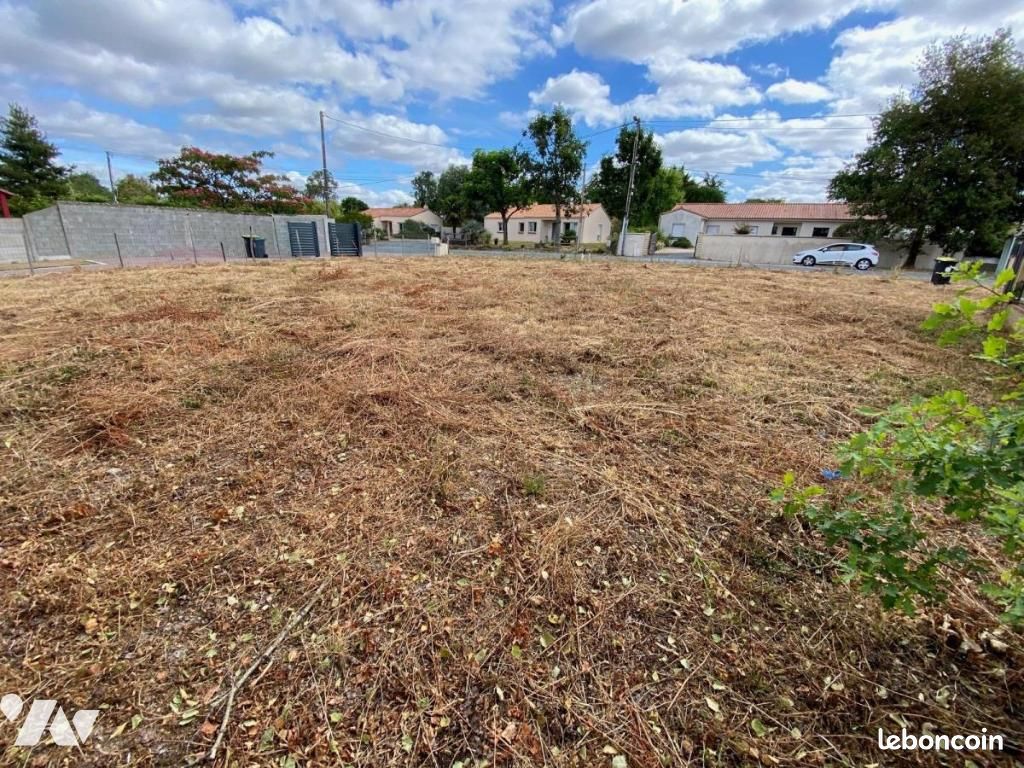 Terrain 529 m² · à Gétigné · 529 m² · 77 000 €