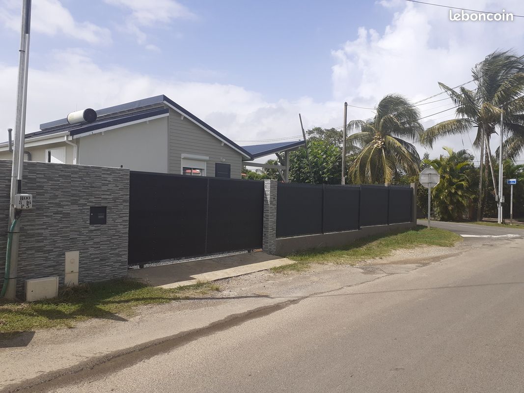 Maison 4 pièces 75 m² · à Baie-Mahault · 75 m² · 345 000 €