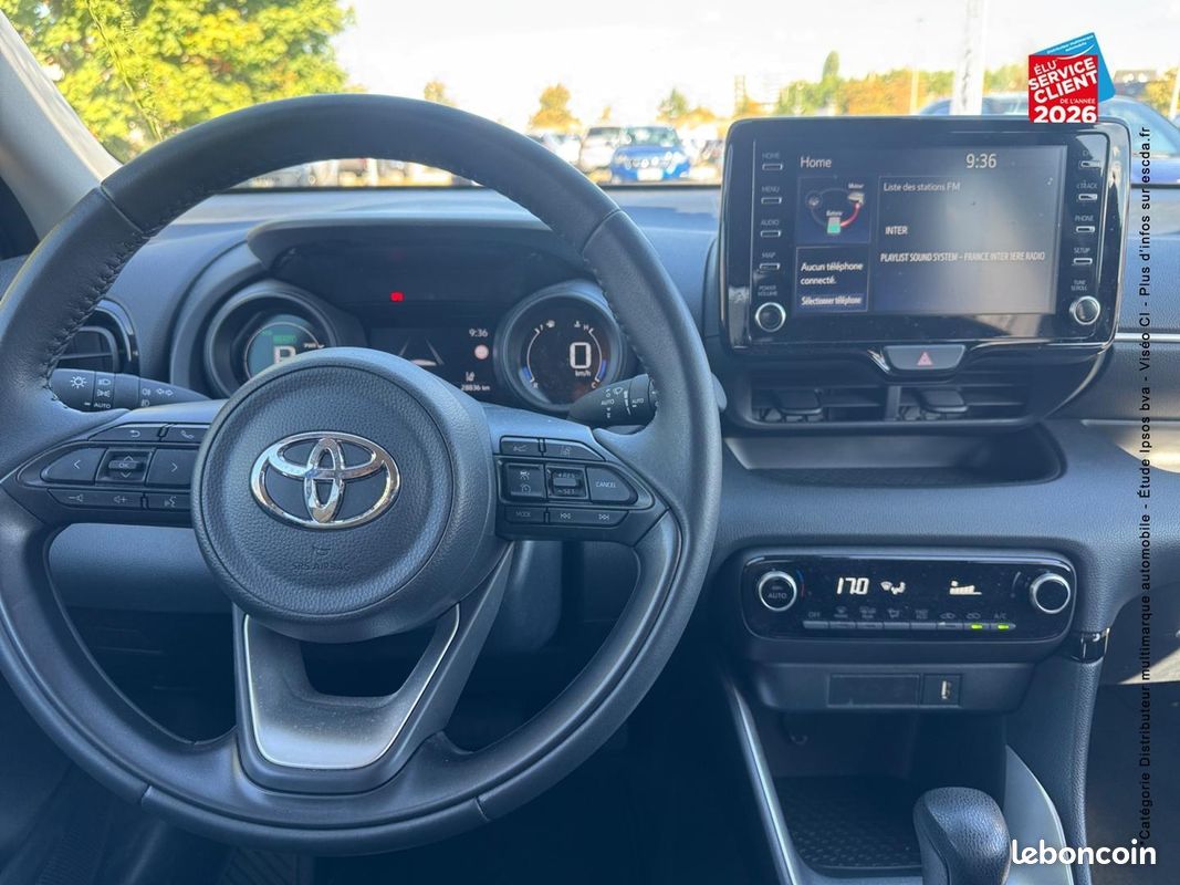 Toyota Yaris 116h Design 5p MY22 (image 17)
