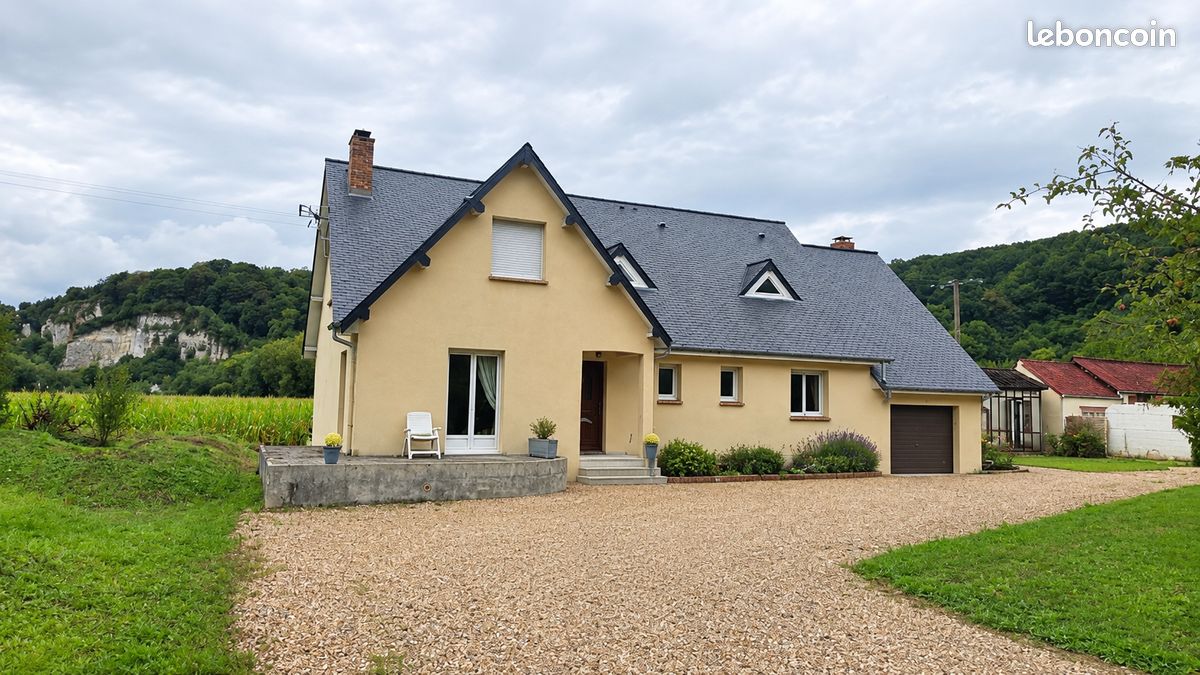 Maison 6 pièces 172 m² · à Saint-Jean-de-Folleville · 172 m² · 312 900 €