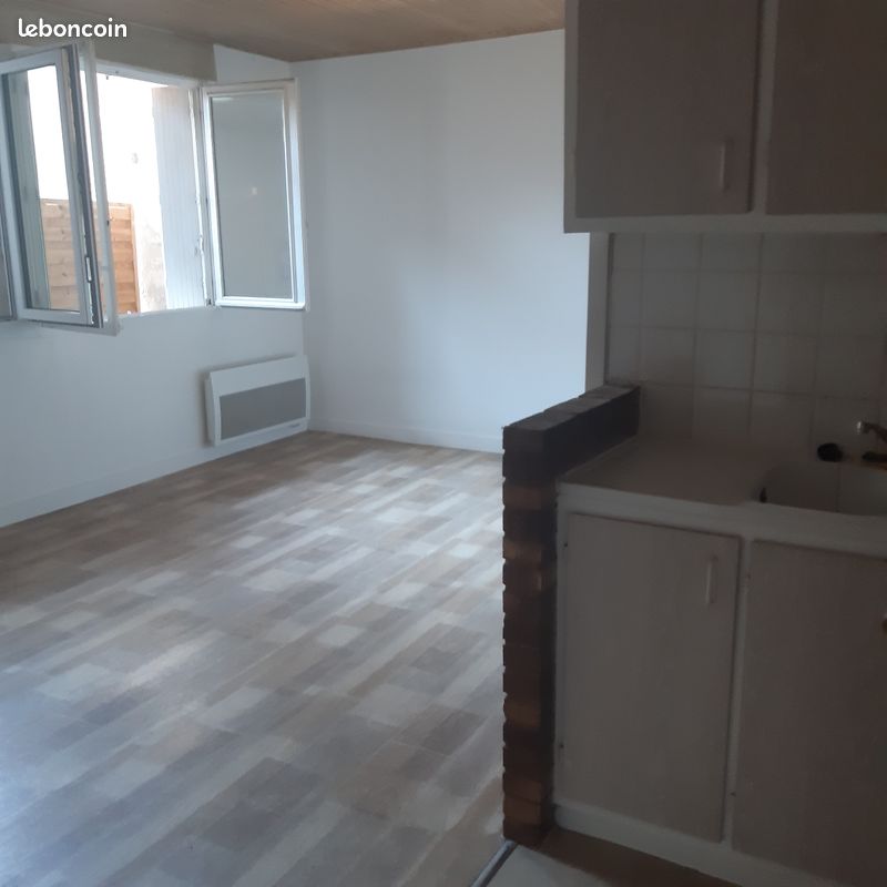 Appartement 2 pièces 35 m² · à Chinon · 35 m² · 330 €
