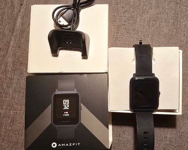 Amazfit Bip Unboxing Montre Connectée Amazfit BIP Montres Bijoux