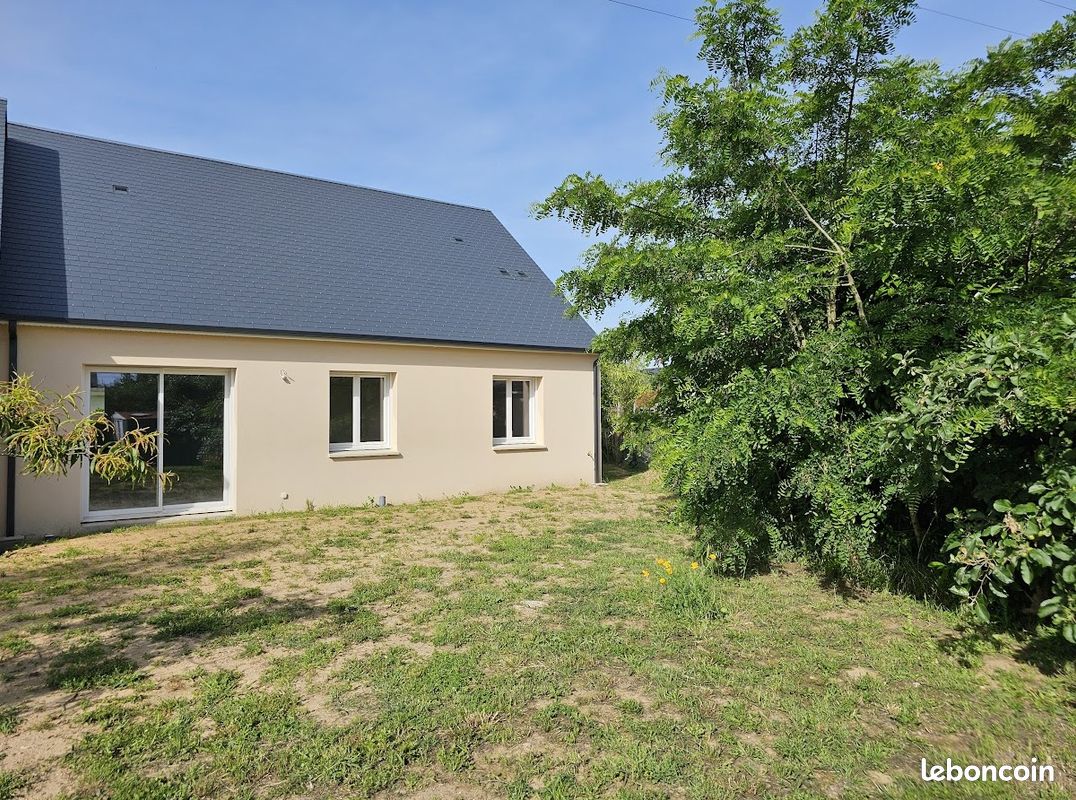 Maison 4 pièces 78 m² · à Briollay · 78 m² · 246 300 €