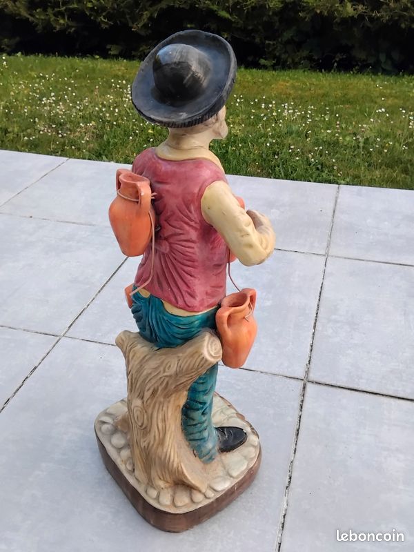 Jolie statue ancienne colorée (image 4)
