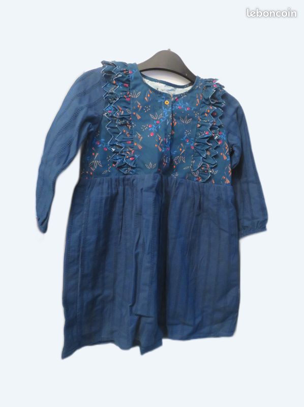 Robe (image 1)
