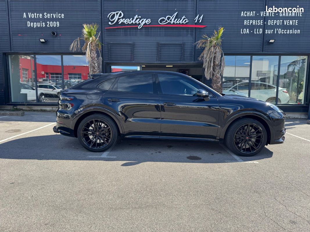Porsche CAYENNE COUPE 4.0 V8 HYBRID Turbo S KIT techart 60 000 euros JA VOSSEN Echappement Tech ART Offre de LOA 2 124 /mois TTC (image 4)