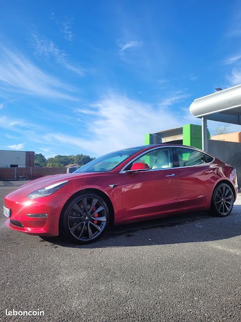 Tesla Model 3 PERFORMANCE PUP UPGRADE - 20Mkm -Etat proche Neuf/Autopilot amélioré/Intérieur Premium/TVA (image 2)
