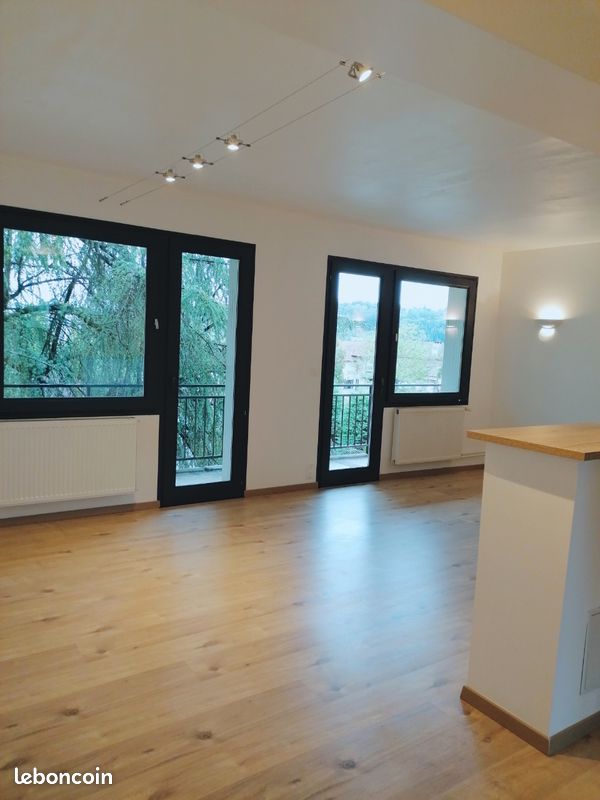 Appartement 3 pièces 70 m² · à Figeac · 70 m² · 695 €/mois
