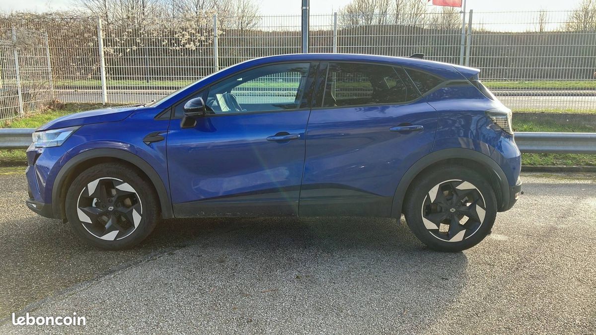 Renault captur tce 90 ch techno (image 8)
